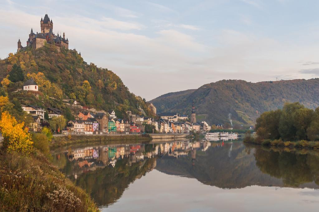 Moselland Hotel Im Enderttal Zum Onkel Willi Cochem Luaran gambar